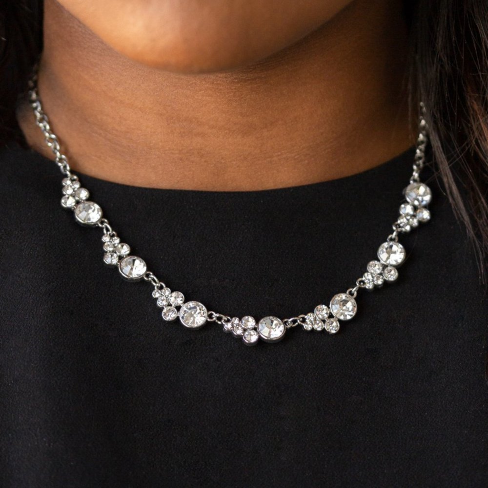 Social Luster - White